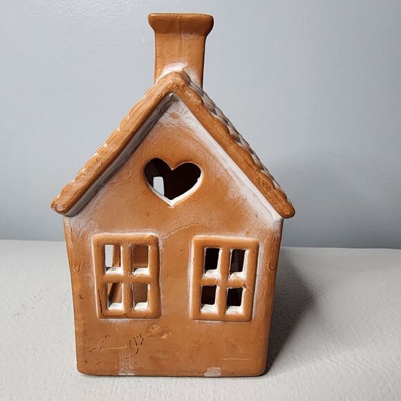 Terra Cotta Gingerbread House Tealight Holder - Picture 5 of 8